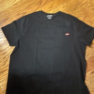 Coleman men’s Black Short-Sleeve Logo Tee with front pocket